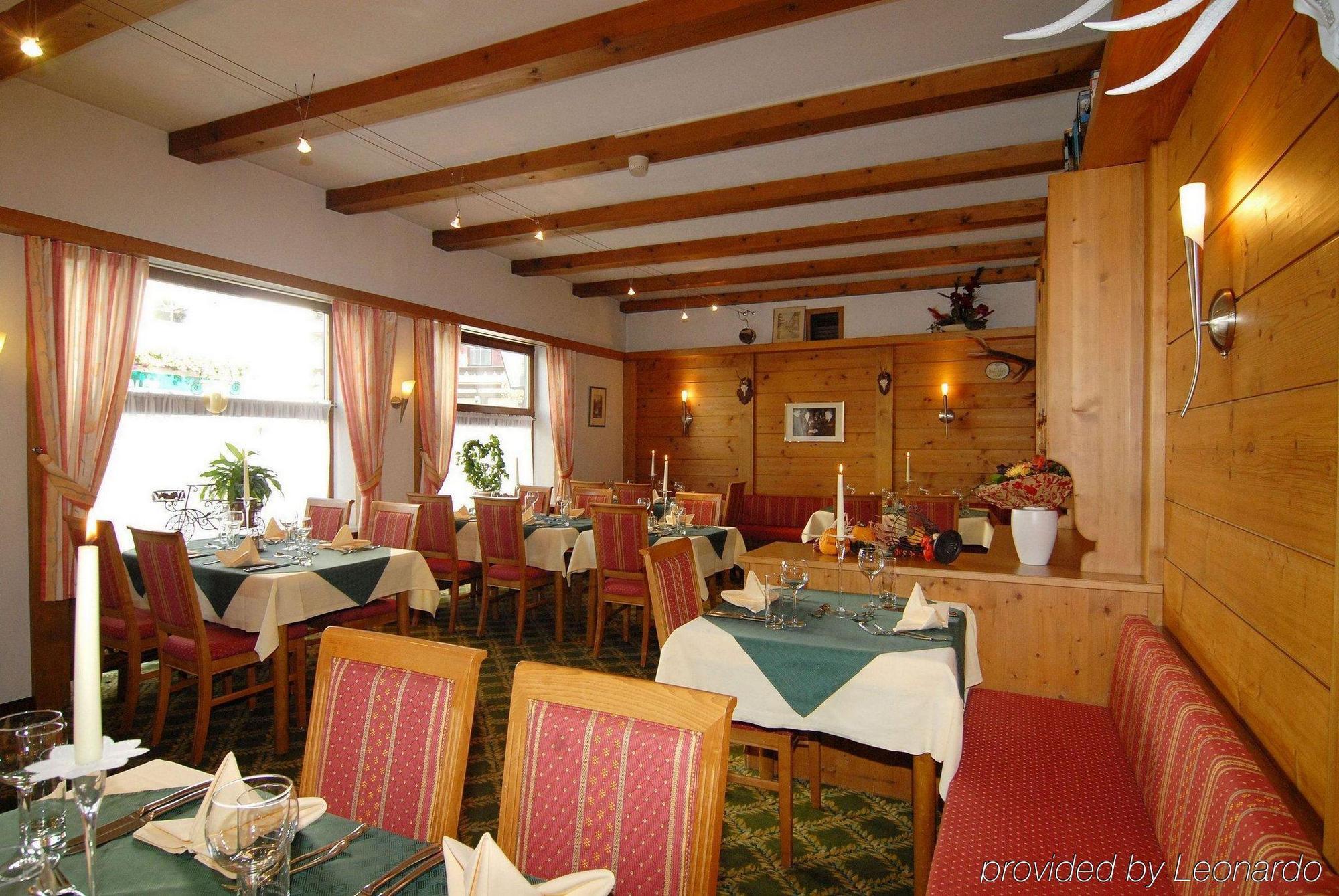 Hotel Fischer Sankt Johann in Tirol Restaurant bilde